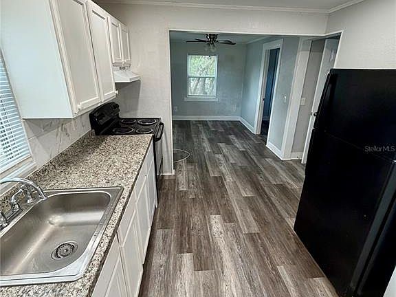 2nd image of 908 Beverly Ave APT F