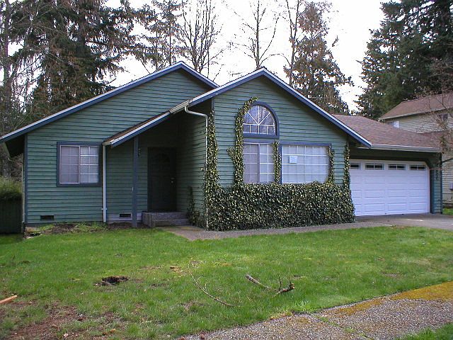1st image of 8916 Watson Pl NE