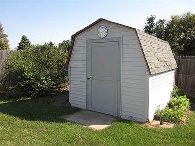 2nd image of 660 Puritan Dr