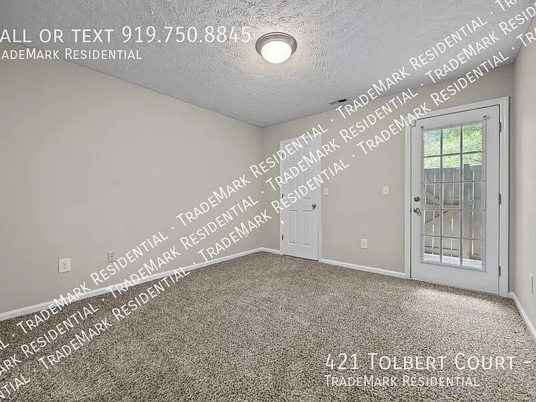 421 Tolbert Ct #C — Photo 4