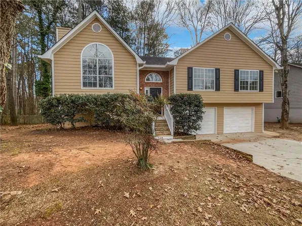 1080 Whistle Dr, Austell, GA 30106