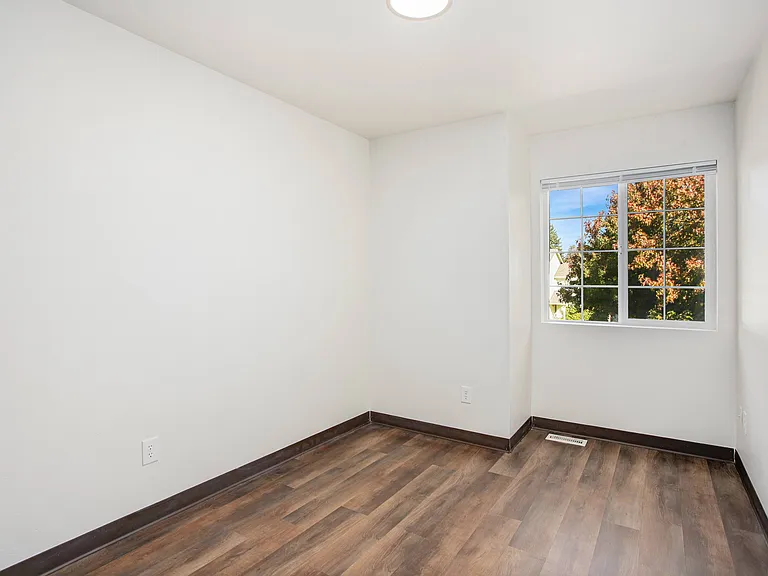 Kinwood Townhomes — Photo 21