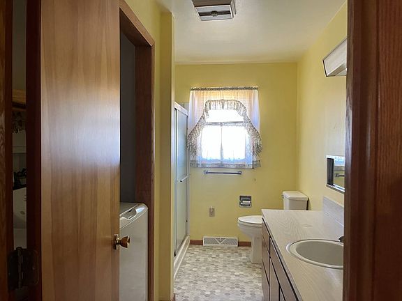 5th image of 336 N 3rd St
