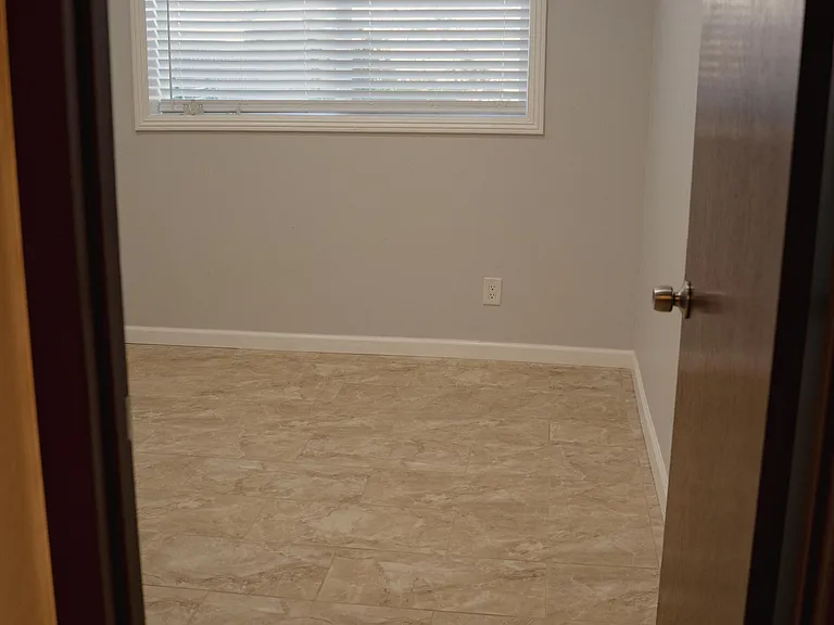 575 Price St — Photo 6