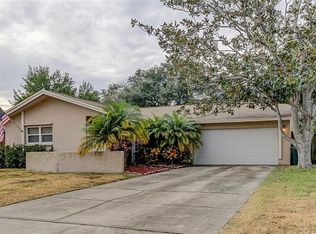1350 Glendale Dr, Dunedin, FL 34698