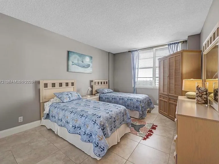 3725 S Ocean Dr #719 — Photo 14