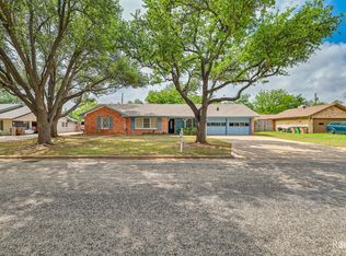 2801 Oak Forest Dr, San Angelo, TX 76904