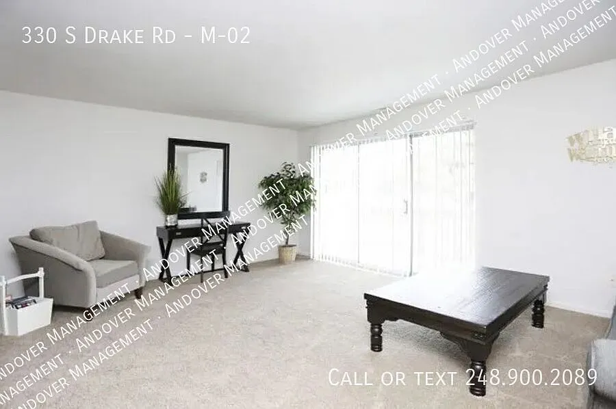 Country Club Park Apartments - Lower Level — Photo 3