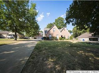 5200 Summers Creek Rd, Olive Branch, MS 38654