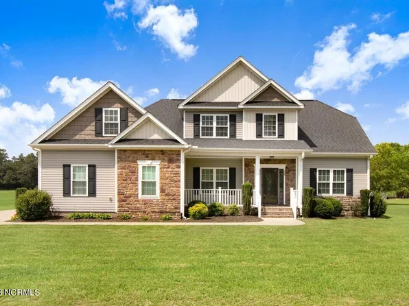 405 Pointe Drive, La Grange, NC 28551