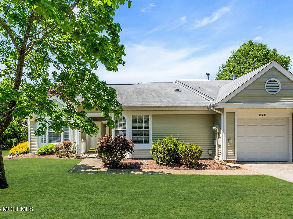 1st image of 1082A Buckingham Drive