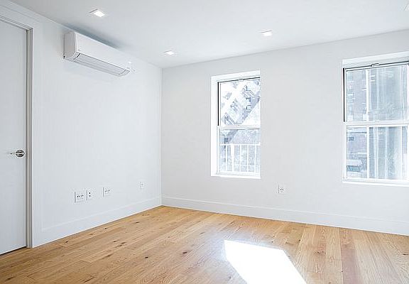 2nd image of 90 Atlantic Ave #23