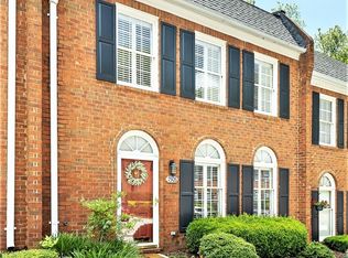 7505 Saint Charles Sq #C8, Roswell, GA 30075