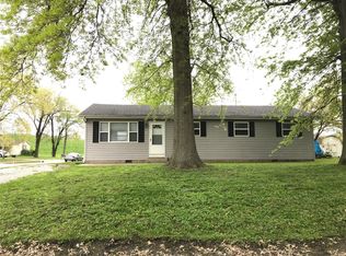 203 Renee Dr, O'Fallon, IL 62269