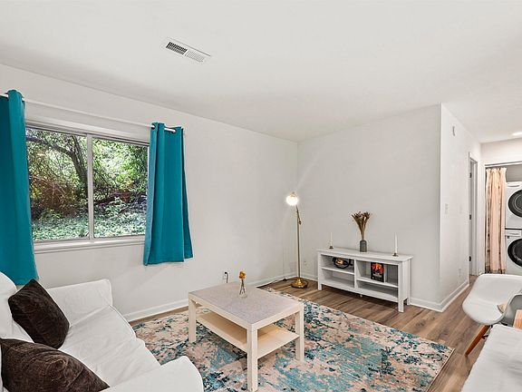 2nd image of 1243 Cedars Ct APT C2