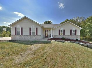 20256 Oak Rdg, Warrenton, MO 63383