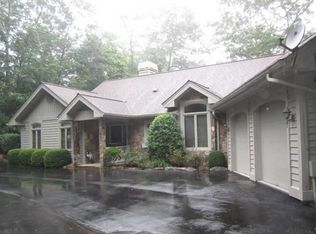 325 Winding Creek Rd, Sapphire, NC 28774