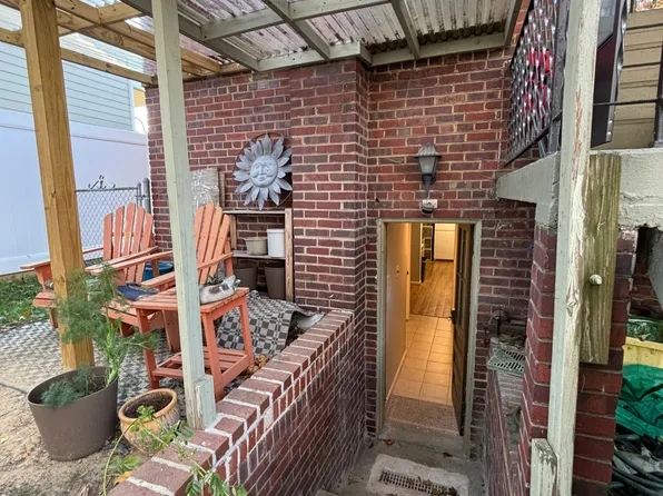 505 S Highland St, Arlington, VA 22204