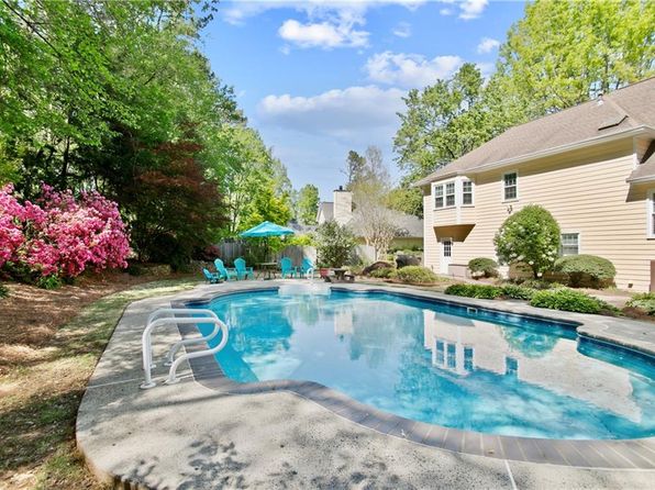 1315 Pembridge Way NW, Kennesaw, GA 30152