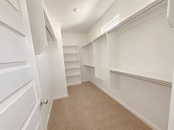 2nd image of 225 Mountain Meadow Ln