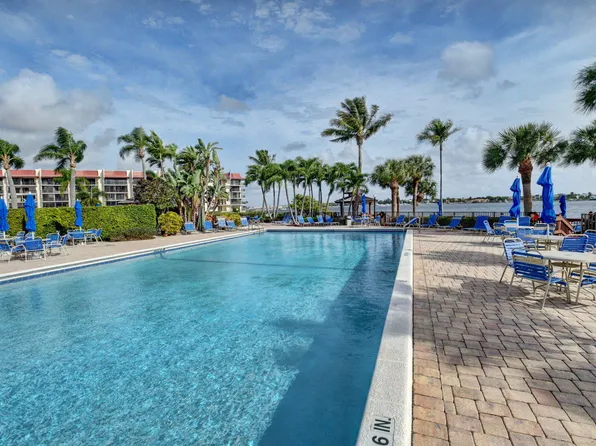 7030 Half Moon Circle #117, Hypoluxo, FL 33462