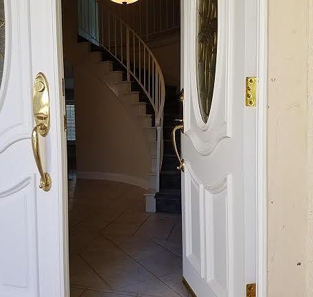 3rd image of 6124 Acadia Ave