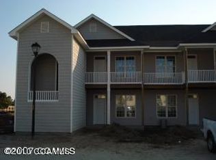 175 Murdoch Rd #107, Morehead City, NC 28557