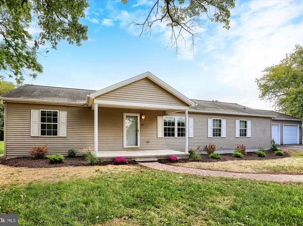 7621 Jonestown Rd, Harrisburg, PA 17112