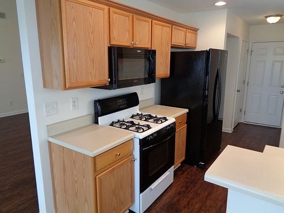 2nd image of 705 Parc River Blvd