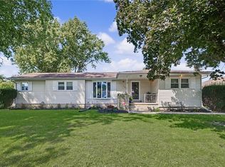106 Pleasant Dr, Sidney, IL 61877