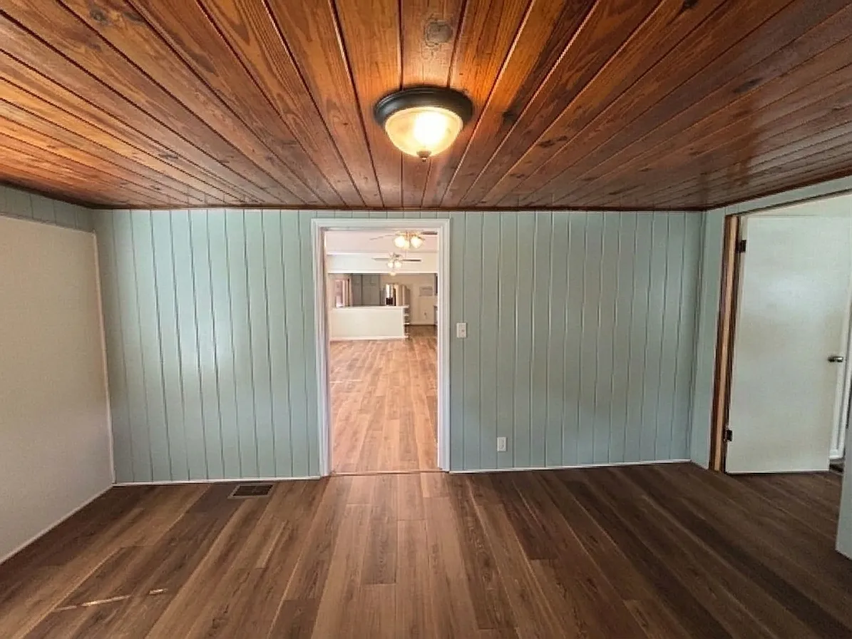 3 bed, 1568 sqft, $1,850 — Photo 3