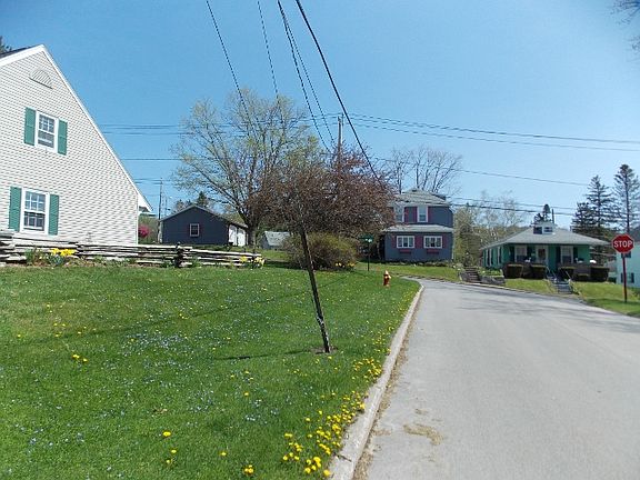 4th image of 277 Church St