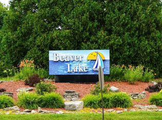 1812 Beaver Lake Blvd, Plattsmouth, NE 68048
