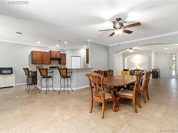 5th image of 2029 NW Windemere Dr