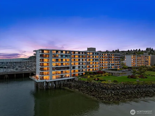 6533 Seaview Avenue NW #207A, Seattle, WA 98117