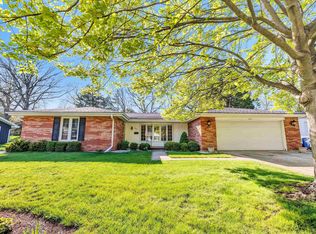 1624 Mac Arthur St, Green Bay, WI 54301