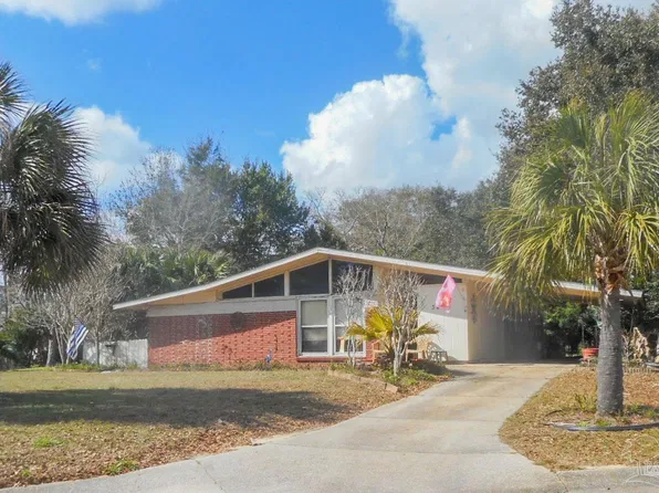 3495 Seabreeze Dr, Pensacola, FL 32503