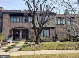 6 Dorset Pl, Newtown, PA 18940