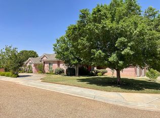 301 Hackberry Cir, Denver City, TX 79323
