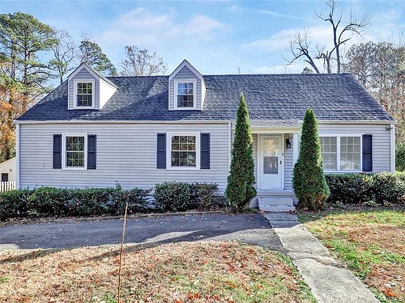 2nd image of 2609 Pine Grove Dr