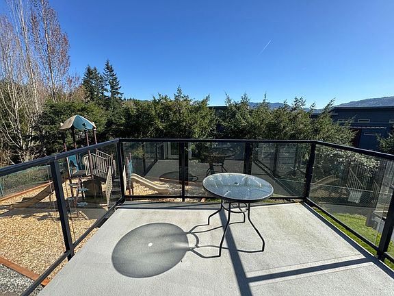 5th image of 21287 SE 42nd Ln