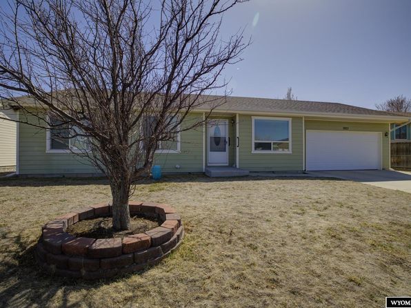 1923 Mandan Trl, Bar Nunn, WY 82601