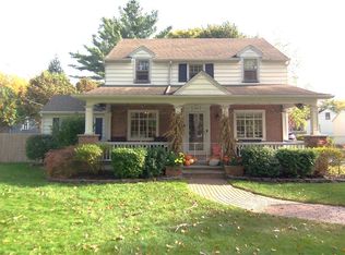 122 Fisher Rd, Rochester, NY 14624
