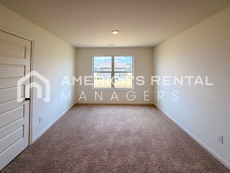 377 Koslin Loop — Photo 35