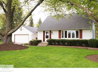 15250 Yorkleigh Dr, Lansing, MI 48906
