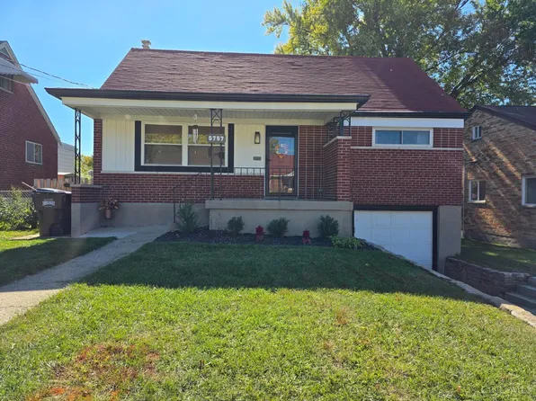 5757 Green Acres Ct, Cincinnati, OH 45248