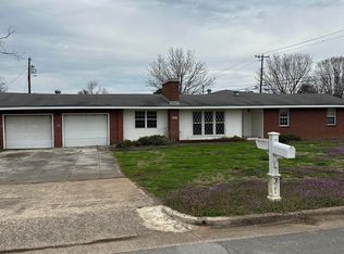 321 Richton Ave, Muscle Shoals, AL 35661