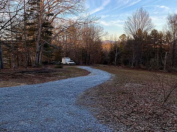 3rd image of 167 Brevard Knoll Dr