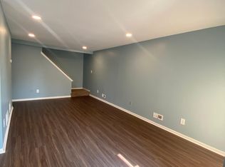 201 Highland Blvd APT F, New Castle, DE 19720