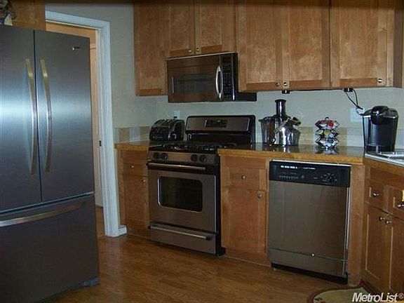 5th image of 5250 Hilltop Dr